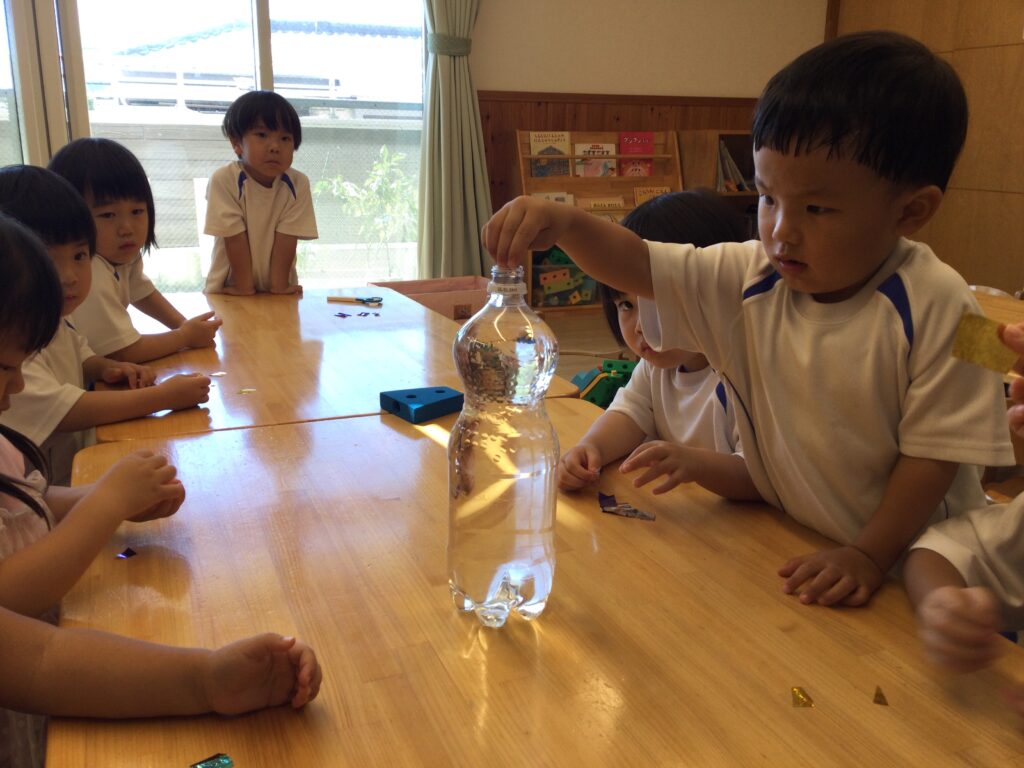 〜 ペットボトルで何が作れるかな？ 〜