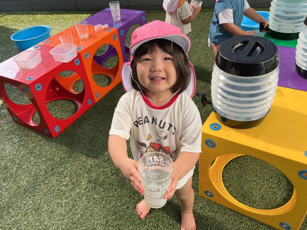 感触あそび（1歳児　ゆり組）