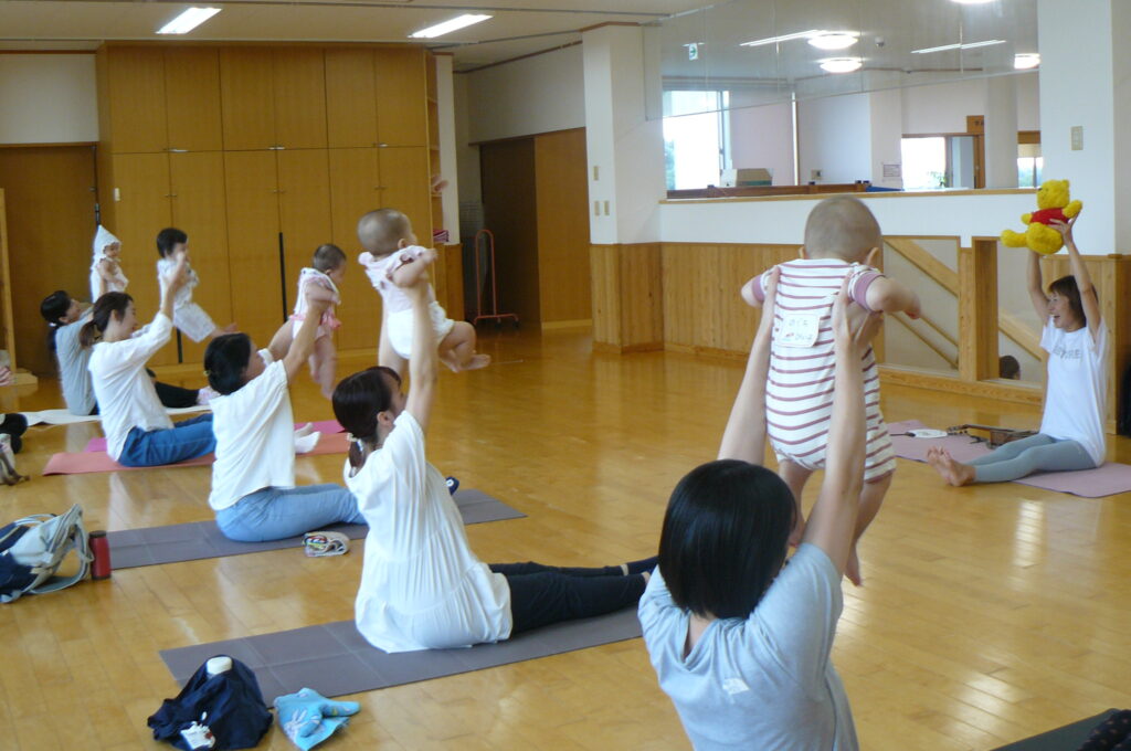 支援センター虹🌈9/24ベビトレヨガ