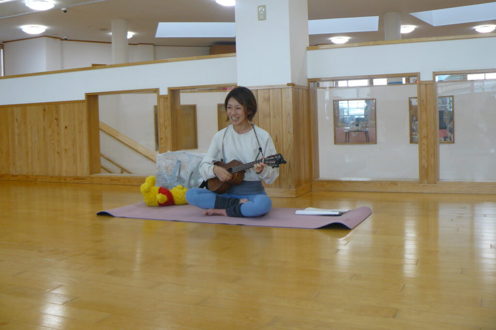 支援センター虹🌈11/18親子教室ルンルン（０歳児コース）「ベビトレヨガ」