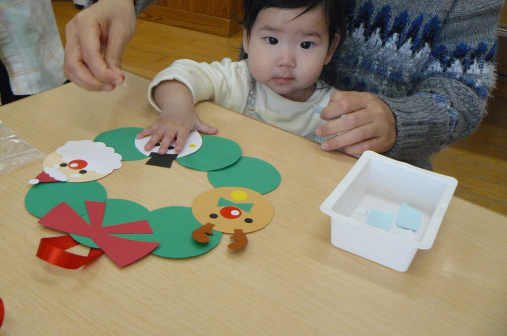 支援センター虹🌈親子教室ルンルン（０歳児コース）「クリスマス制作🎄」
