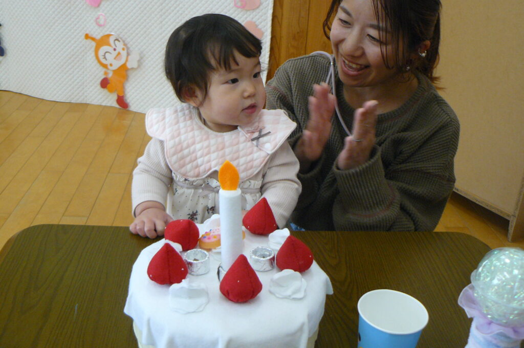 支援センター虹🌈12/19🎂12月誕生会🎂