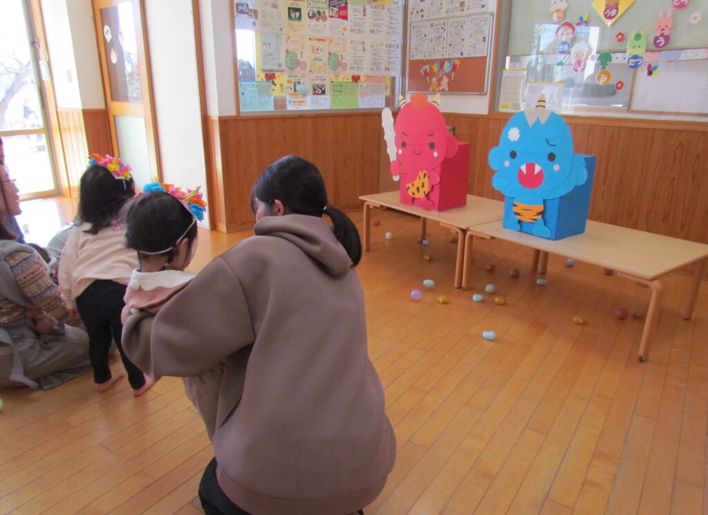 支援センター虹🌈1/16親子教室サンサン（２歳児コース）「節分制作」