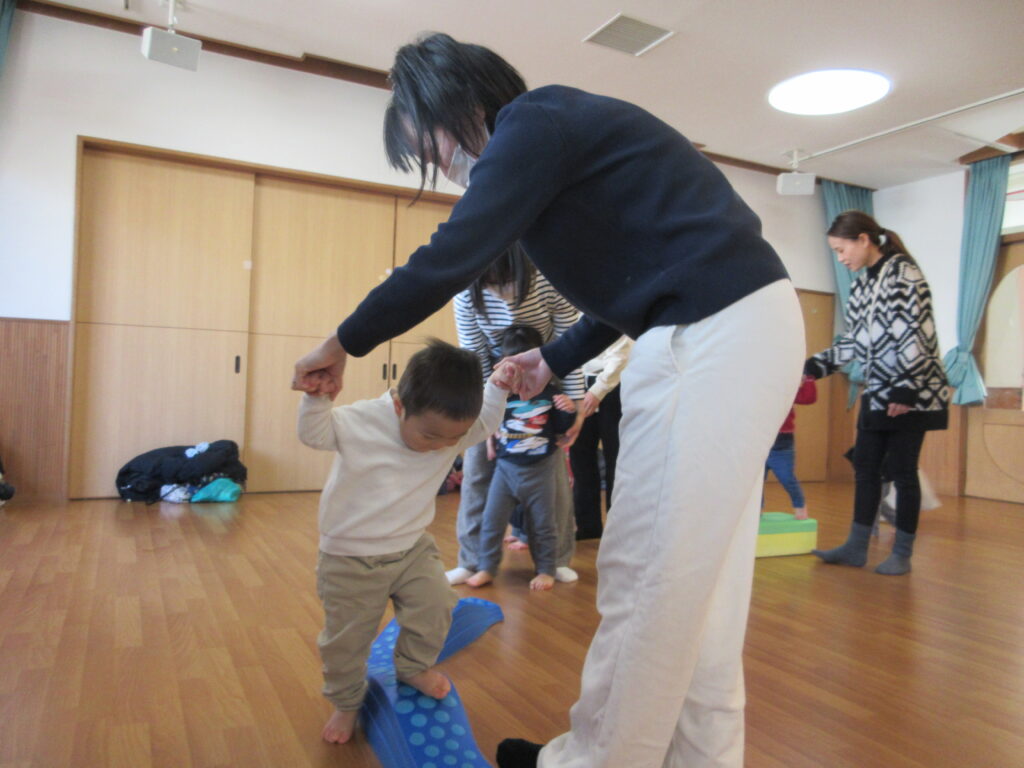 虹ひろば親子体操がありました！